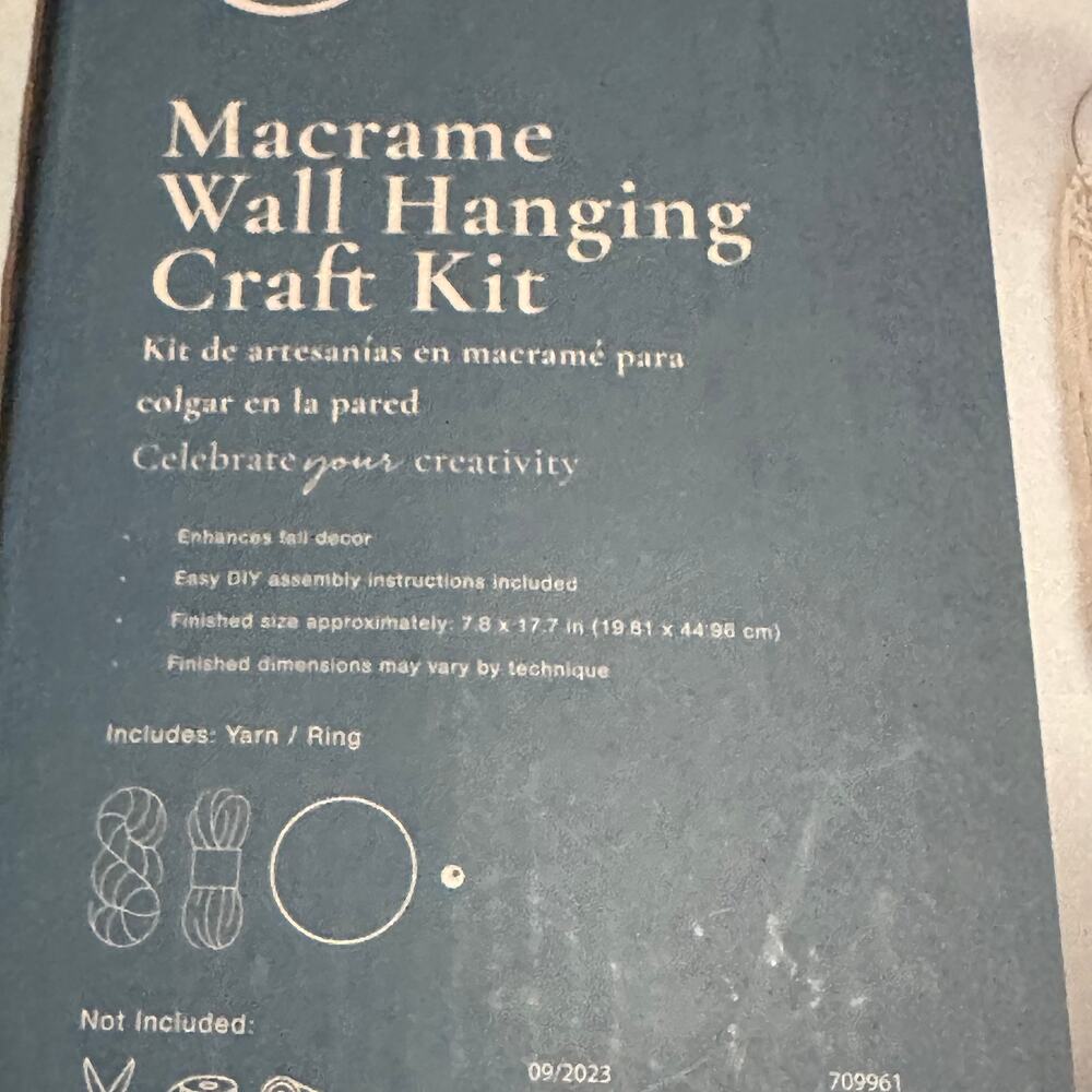 NIB Macrame Wall Hanging Craft Kit DIY Boho Home Decor - Picture 2 of 5
